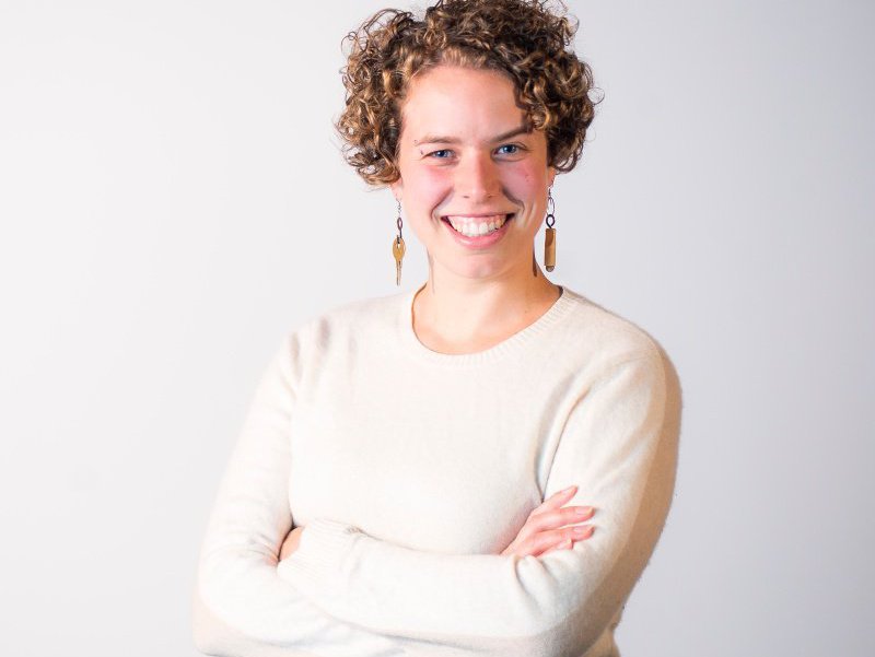 Headshot: Breanna Draxler, environmental journalist and contributor to the Choices for Sustainable Living sustainability curriculum.